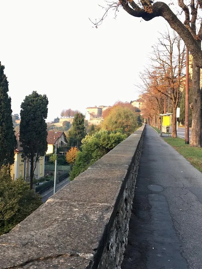 The Little House In Bergamo Lägenhet